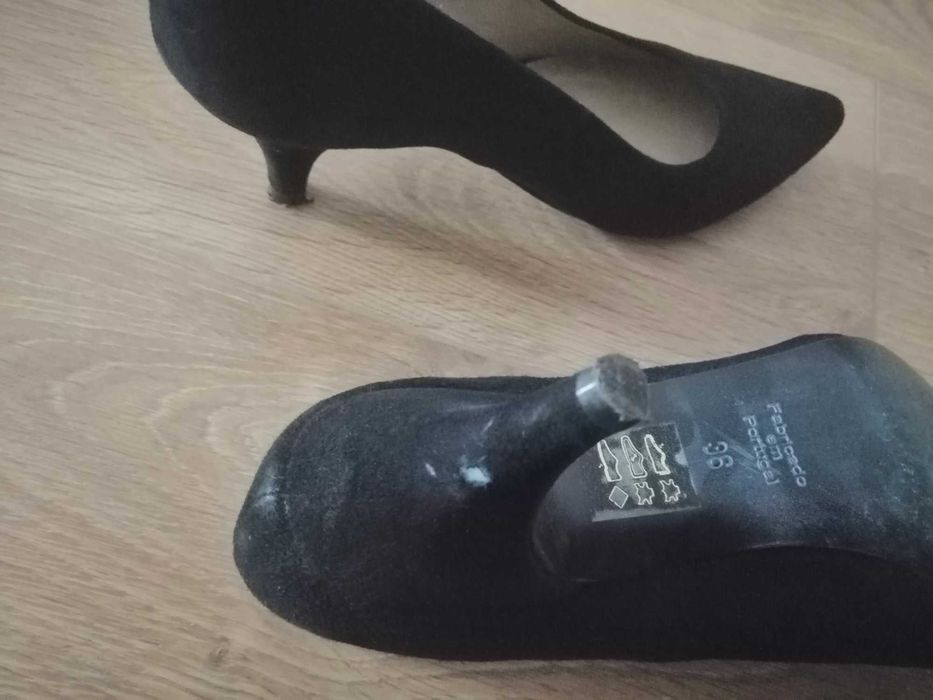 Sapatos de salto