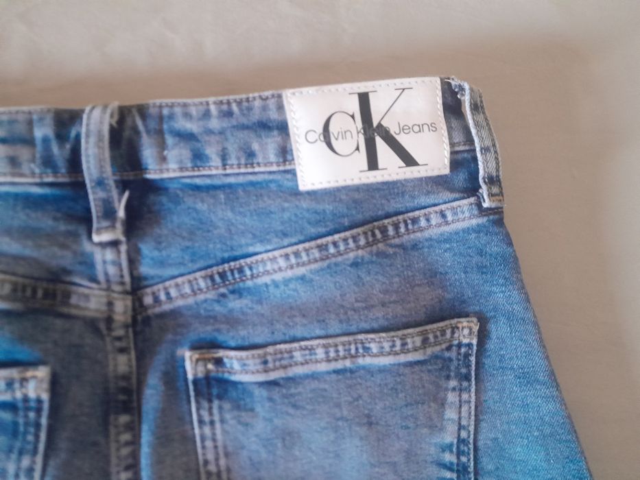 Saia de ganga Calvin Klein tam.34