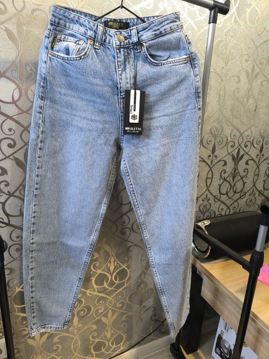 Продам оптом  жіночі джинси моми