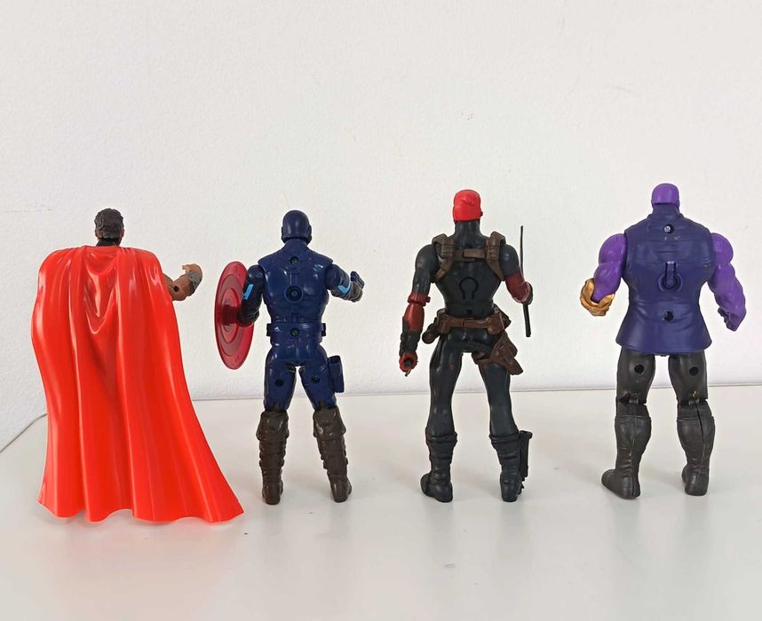 Figuras de ação de personagens da Marvel (1 unidade)