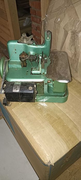 Оверлок. назва невідома)