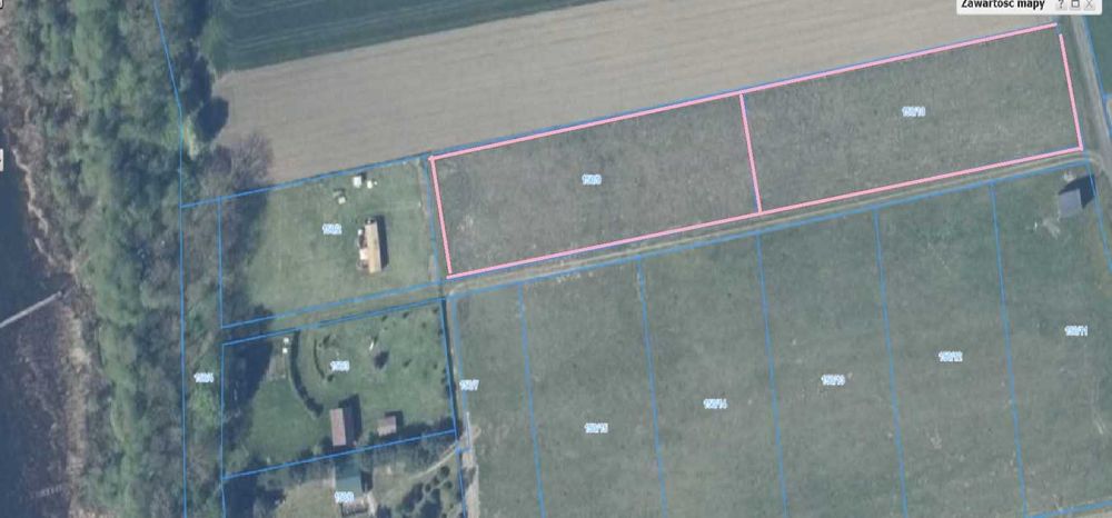 Działka nad jeziorem