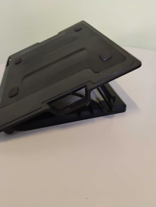 Podstawka chłodząca VAKOSS do laptopa 17 cali LF-1860AL Czarny