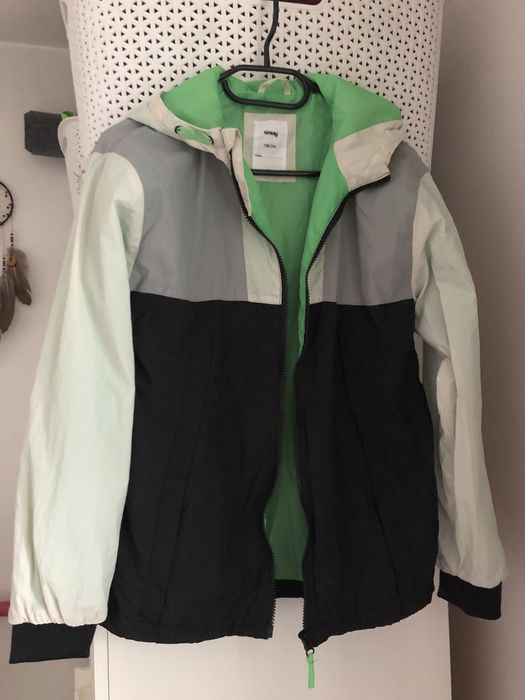 Kurtka wiatrówka chłopięca 158