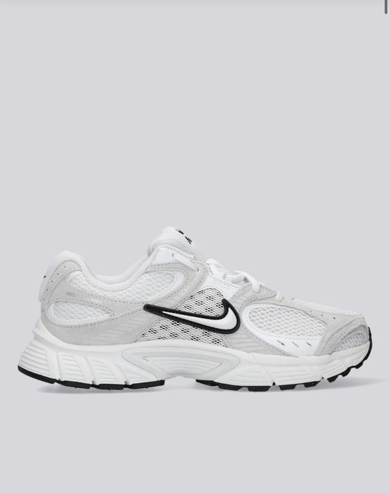 Nike V5 rnr bege - sapatilha feminina