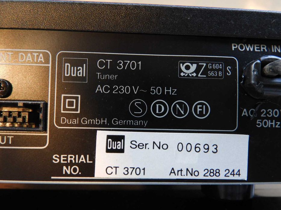 Tuner radiowy Dual CT 3701