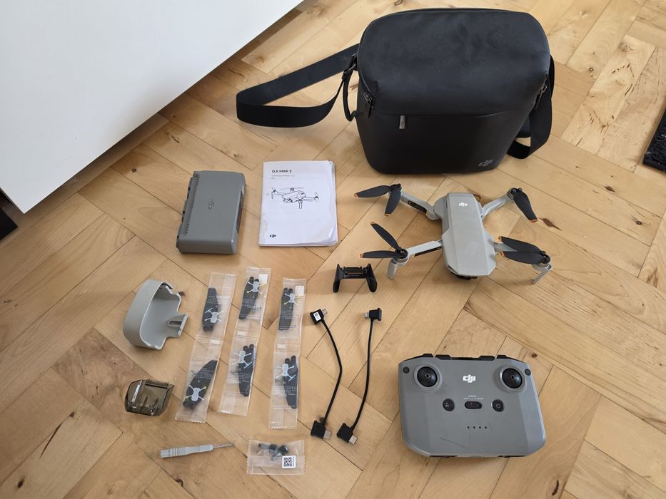 Dji mini 2 fly more combo