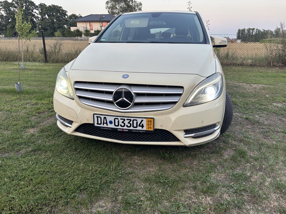 Mercedes B180CDi/2013/109KM/Automat/Skóra /Ksenon