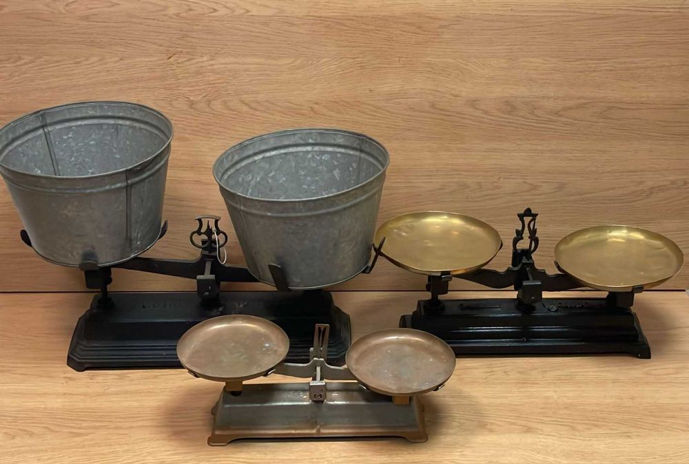 Balanças de mesa antigas, funcionais