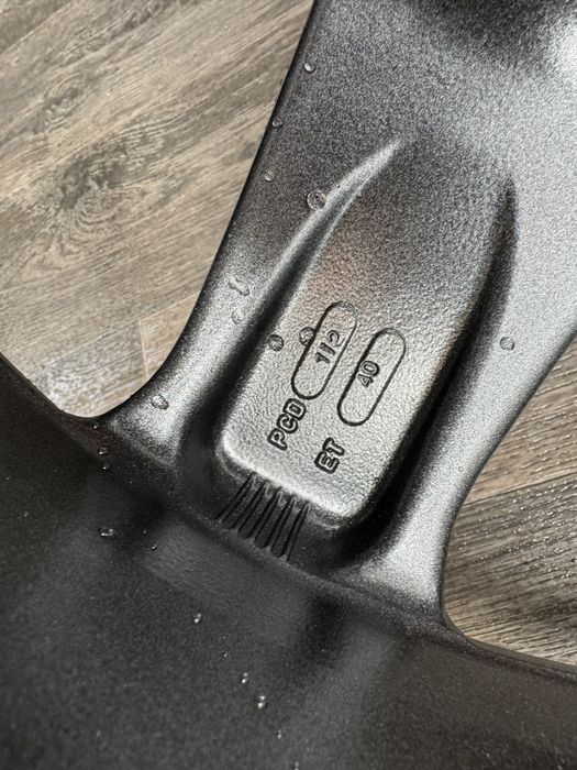 Диски Laredo 5/112/R20