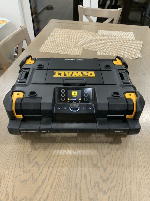 Radio budowlane DeWalt DWST1-81078-QW bluetooth FM i DAB