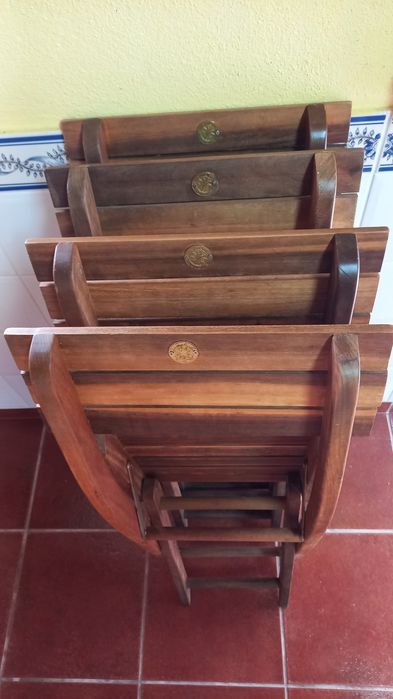 Conjunto de 4 Cadeiras Dobráveis em Madeira de Alta Qualidade – ScanCom