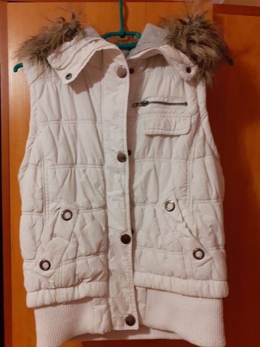 Bezrękawnik/kamizelka  z kapturem