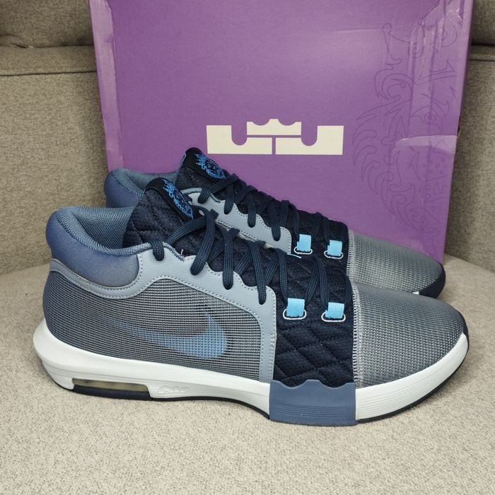 Р. 51. Преміальні баскетбольні кросівки Nike Lebron Witness 8  Blue