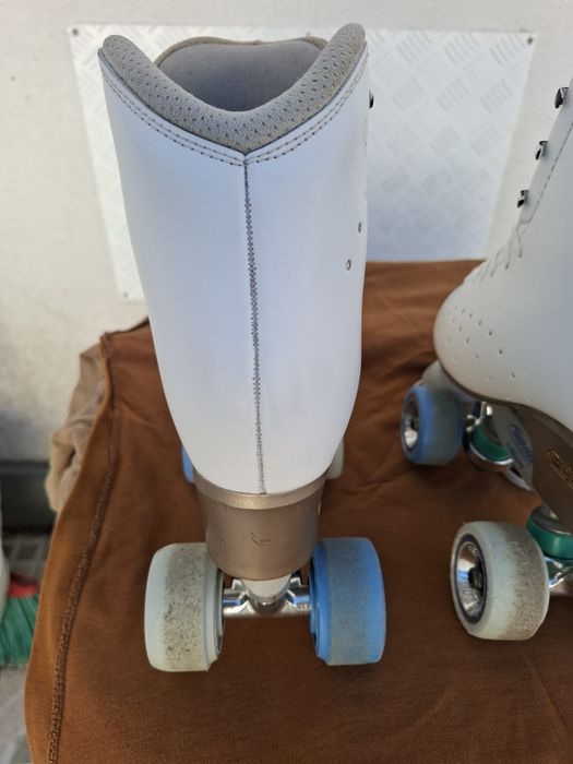 Complete Roller Skates: Edea Ritmo Boots + Chassis, Model No. 255, Size 3864284597597953124