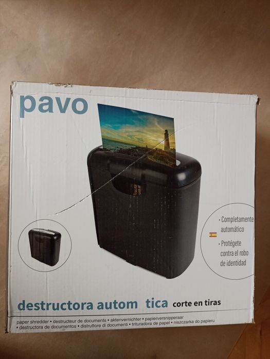 Pavo niszczarka stan nieznany 2 sztuki