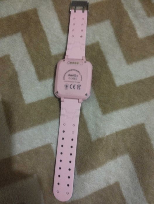 Продам смарт годинник дитячий AmiGo GO002