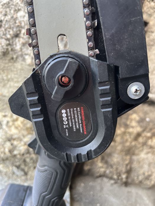 Mini serra de poda bateria