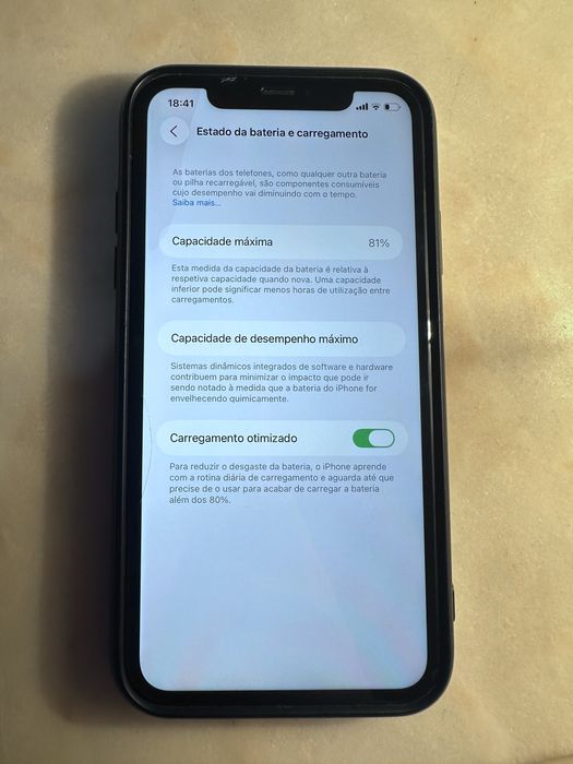 Iphone 11 bom estado64584817915522122