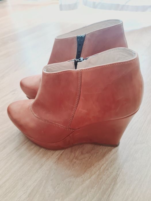 Skórzane botki Wojas camel