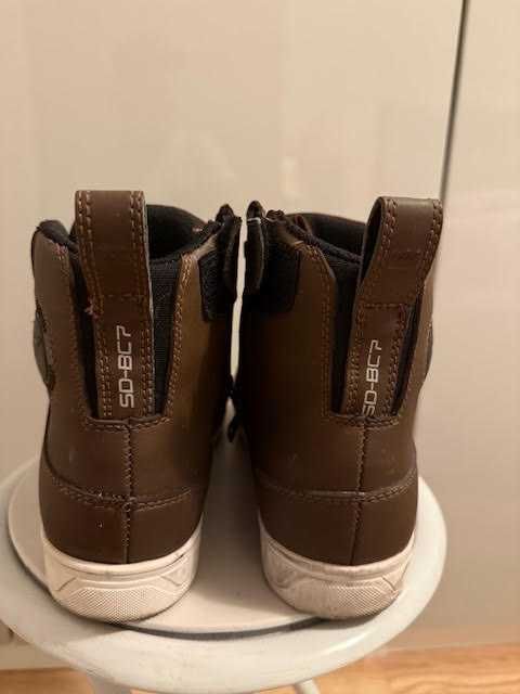 Bota Motard Castanha SEVENTY DEGREES