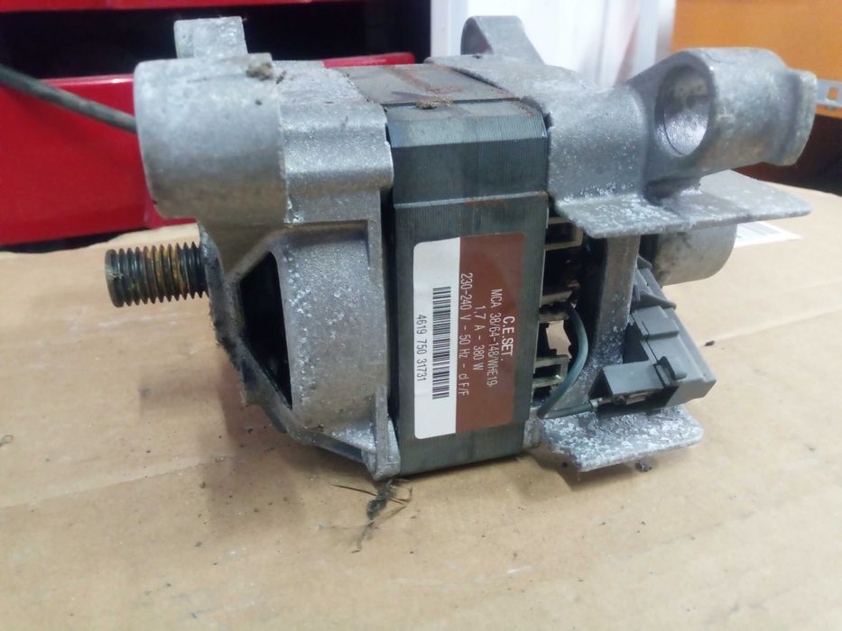 Silnik napędowy pralki Whirlpool MCA 38/64-148/WHE 19 1,7A 380W