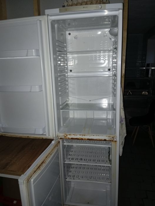 Холодильник indesit