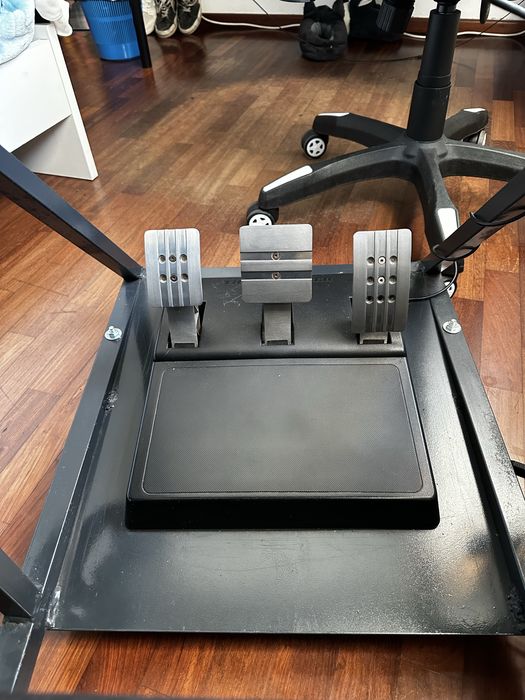 Conjunto Trustmaster T-GT