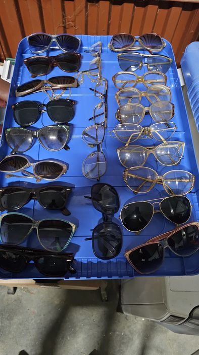 Coleção com mais 60 óculo antigos. Vintage / retro