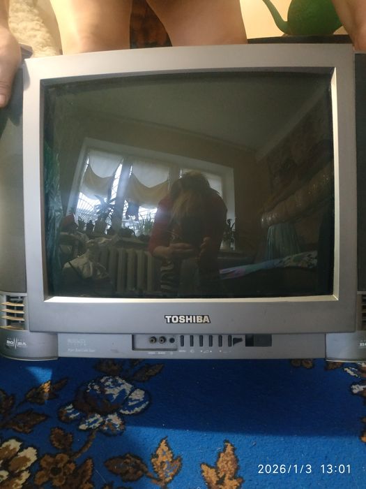 Телевізор Toshiba в робочому стані