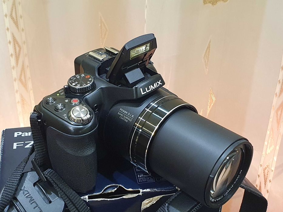panasonic lumix fz200 - купити фототехніку, відеотехніку - Ціна на