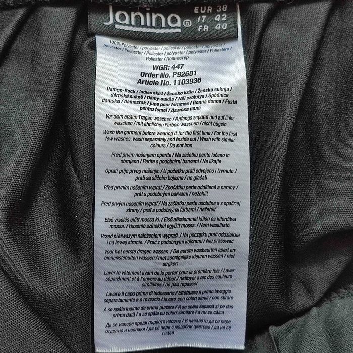 Plisowana spódnica letnia czarna r 38