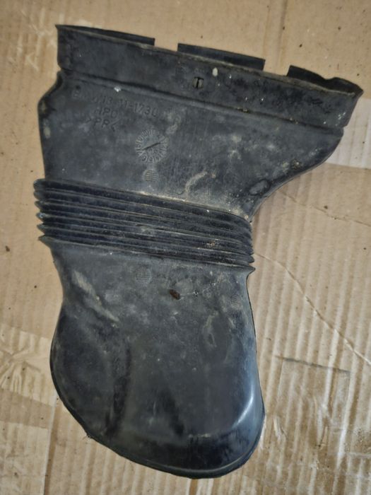 Dolot do puszki filtra BMW E36