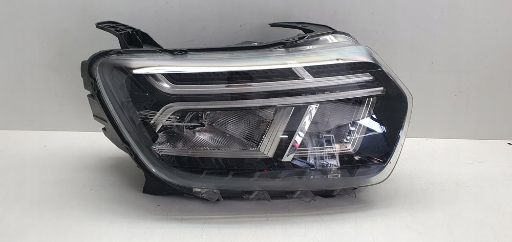 Dacia duster ii lift 21- lampa prawa przód full led 260109550r