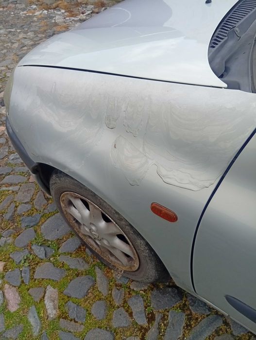 Renault Clio 1.9D a 1300€