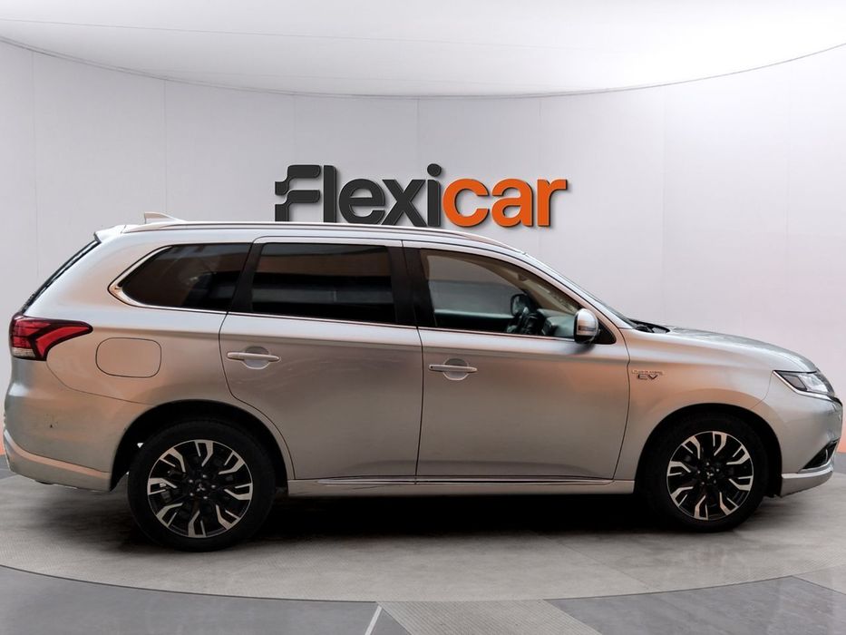 Mitsubishi Outlander 2.0 Instyle