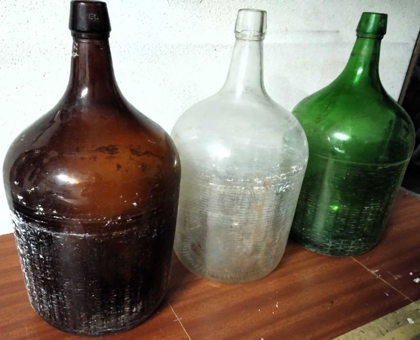 3 Garrafões Antigos Vidro Branco Verde Castanho