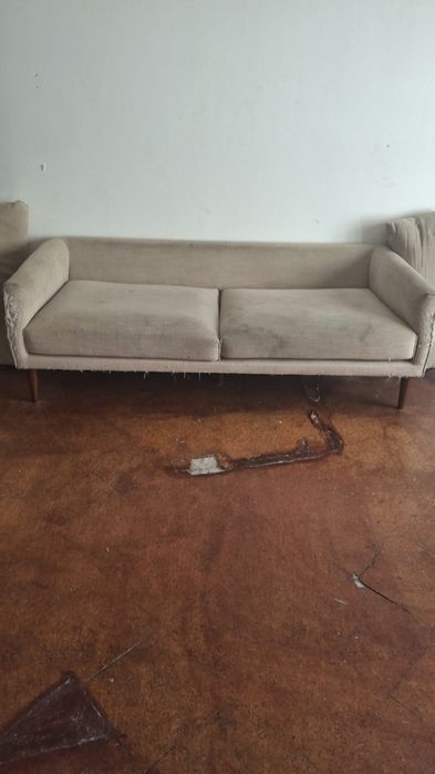 Sofá "Área" 3 a quatro lugares