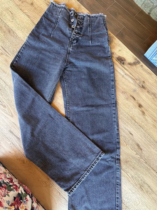 Джинси з високою посадкою жіночі