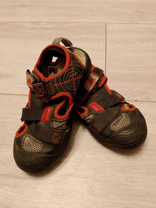 Sandałki Adidas 32