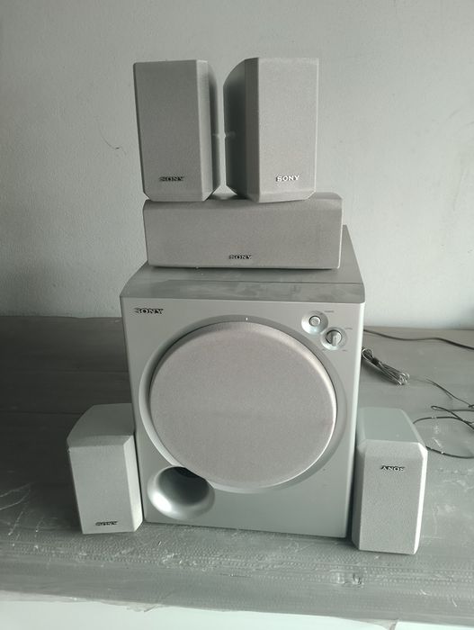 Colunas de sistema de som