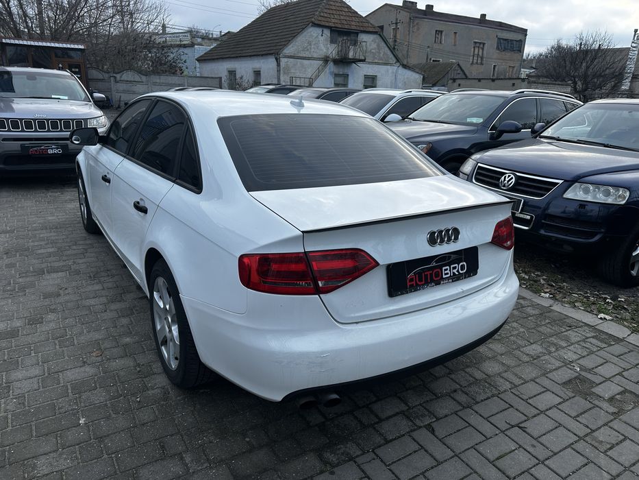 Ауди А4 2.0 в отличном состоянии