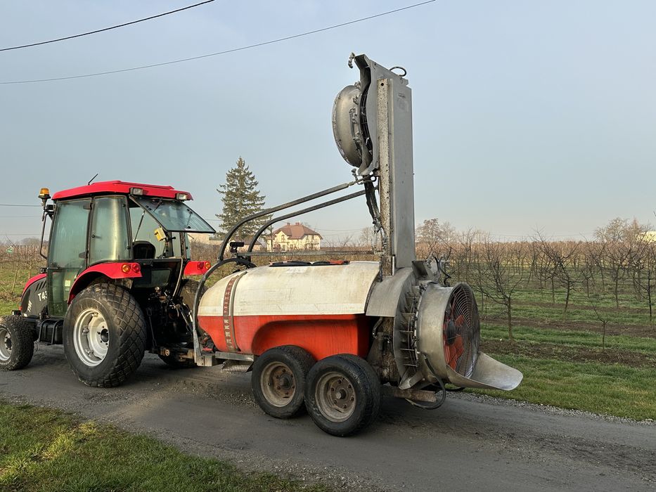 Włoski opryskiwacz Turbomatic SAE dwa wentylatory dwie osie