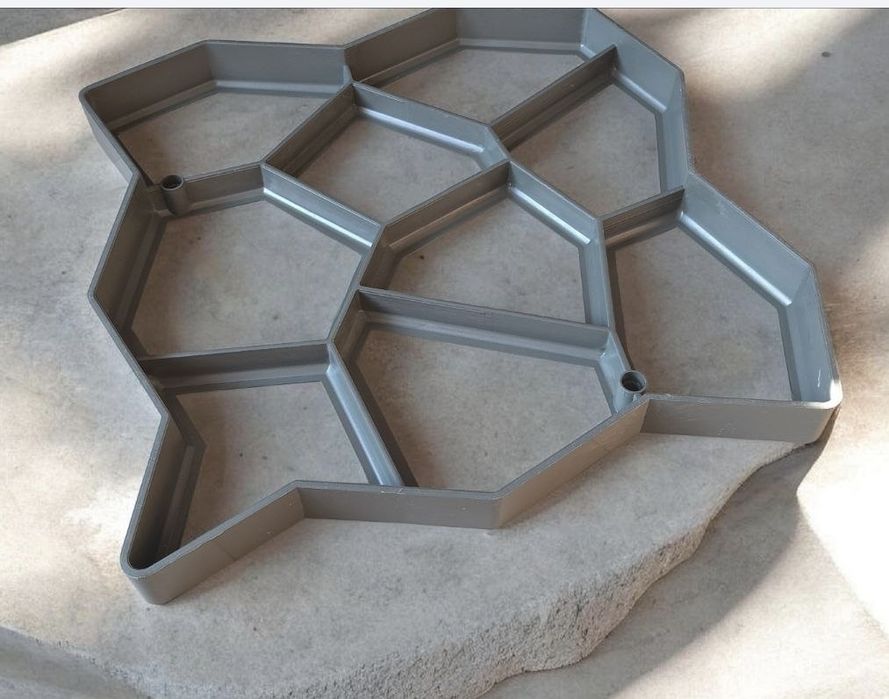 Форма-трафарет Для садовой дорожки 60х60х5 см