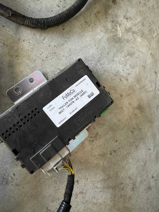 Hak Instalacja Haka Moduł Ford Custom 11-18r