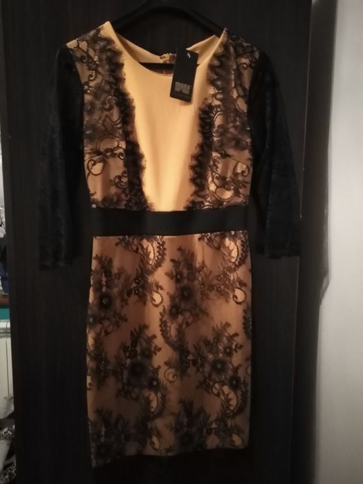 Nowa musztardowa sukienka koronka