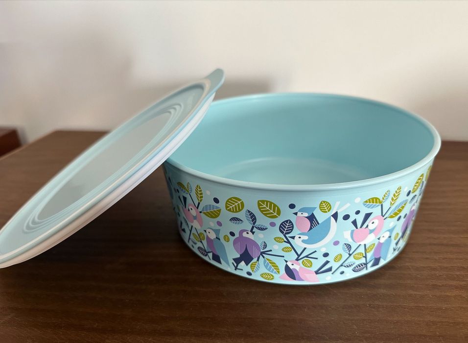 Caixa 1.5L Tupperware Nova