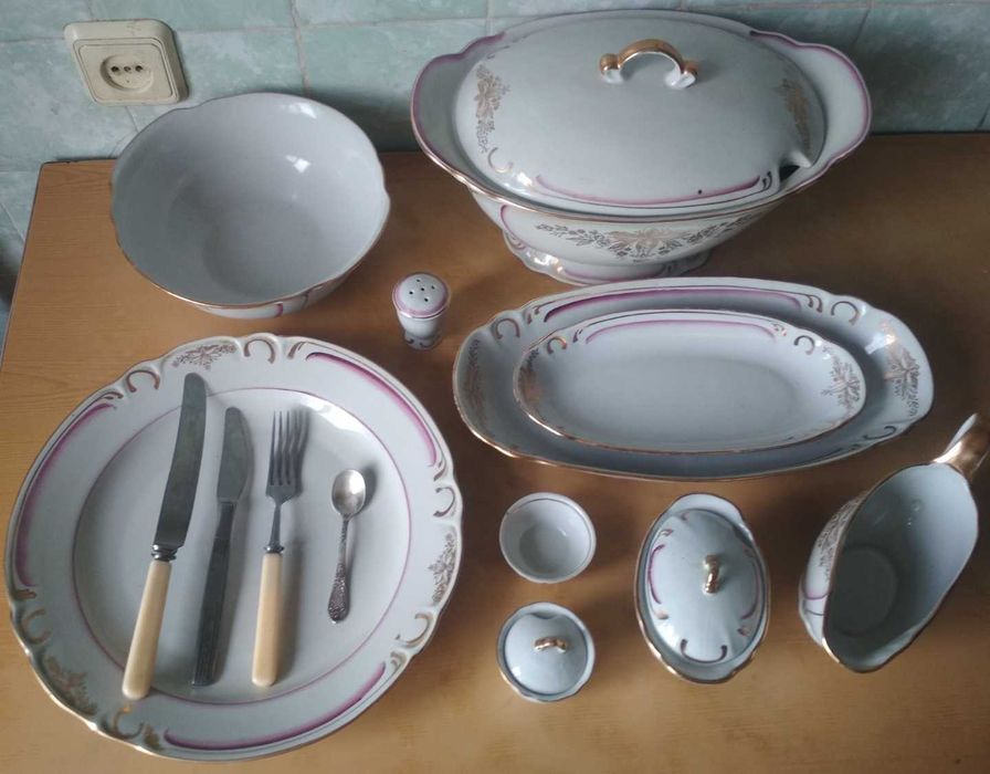 Сервиз столовый 6 персон фарфоровый с позолотой Барановский завод