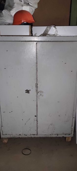 Металлические  шкафы