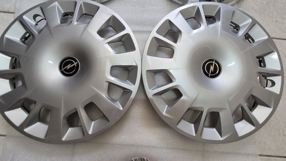 Tampões novos originais Opel para rodas 16 polegadas